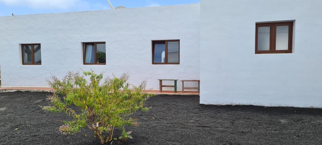 Casa Rural Yeyo En El Crater Del Volcan Tinguaton Buitenkant foto